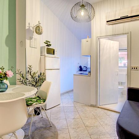 Apartments Babic Fažana エクステリア 写真