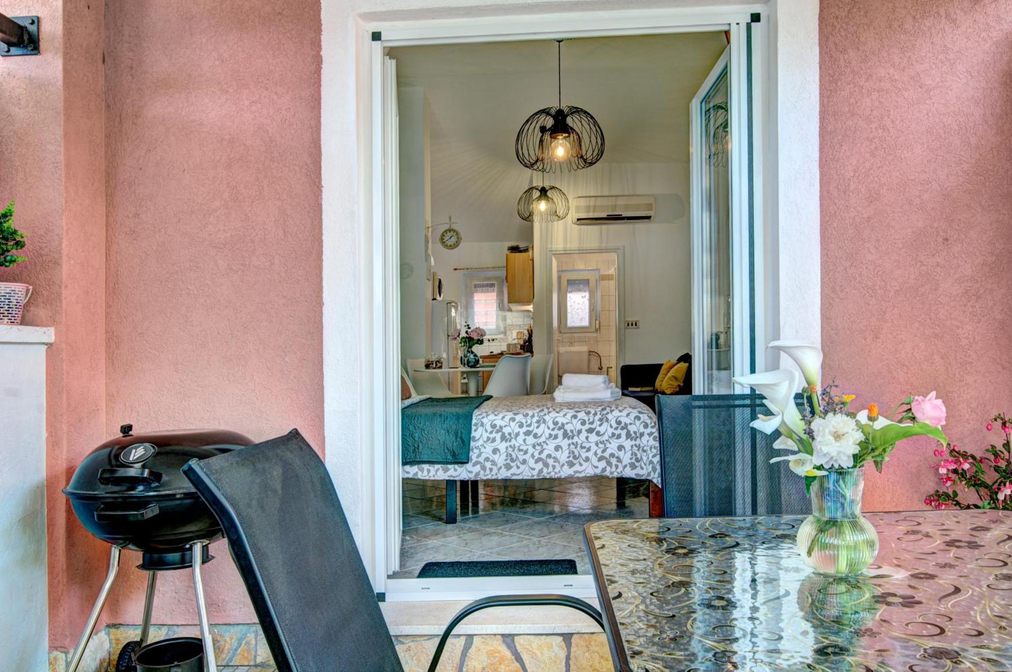Apartments Babic Fažana エクステリア 写真