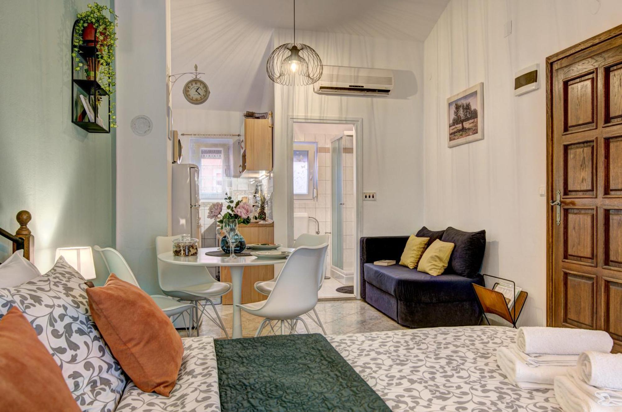 Apartments Babic Fažana エクステリア 写真